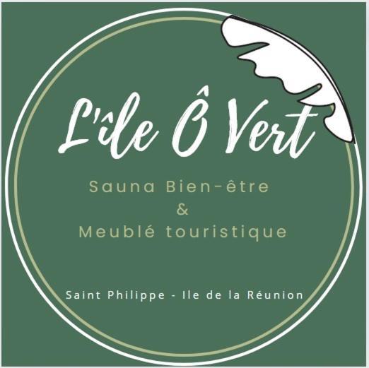 Charmant Chalet Avec Jacuzzi, L'Ile O Vert سانت فيليب المظهر الخارجي الصورة